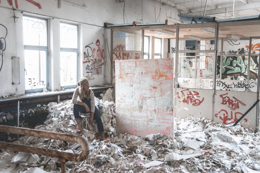 unicef Campino Dieter Nuhr kunst Projekt abstrakte malerei kunst moderne Leinwand bild kaufen online atelier studio Künstlerin etabliert bekannte nrw künstler kooperation