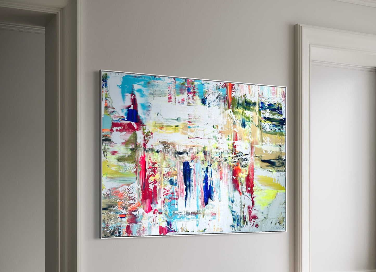 Die künstlerische Position von Theresa Kallrath ist im professionellen Kunstmarkt etabliert, mit Ausstellungen u. a. in New York, Miami, Stockholm und Paris sowie Listungen auf relevanten Kunstplattformen.