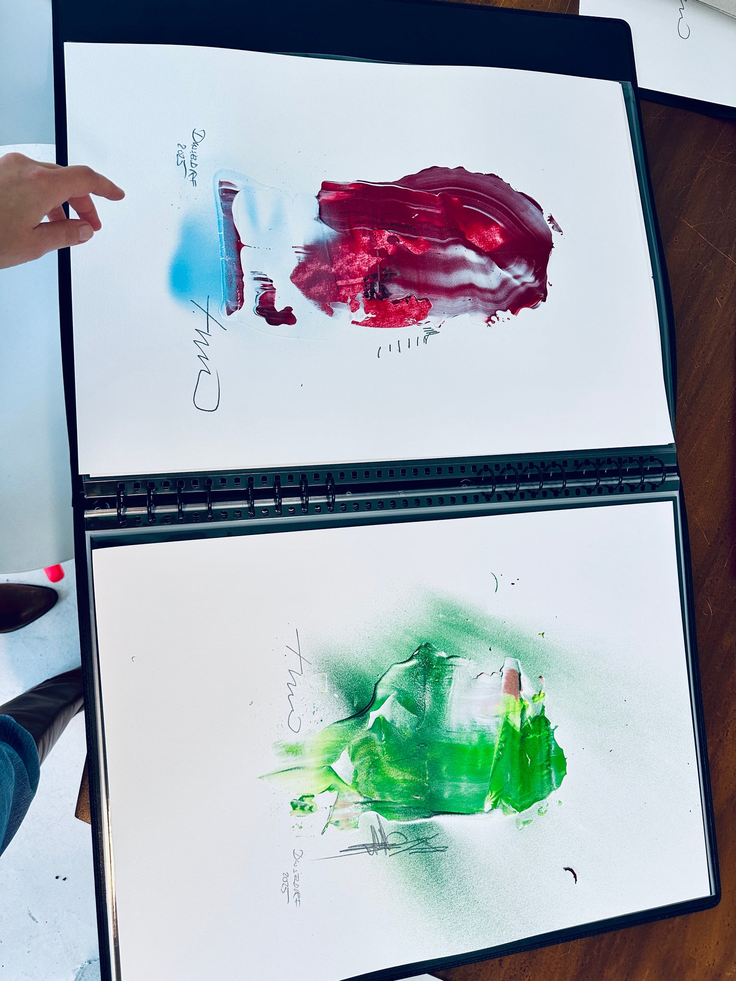 ERDBEERWOCHE / 40 X 60 CM GERAHMT